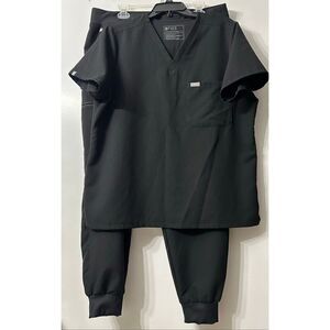 Figs women’s Zamora joggers and Catalina top scrub set size XL back